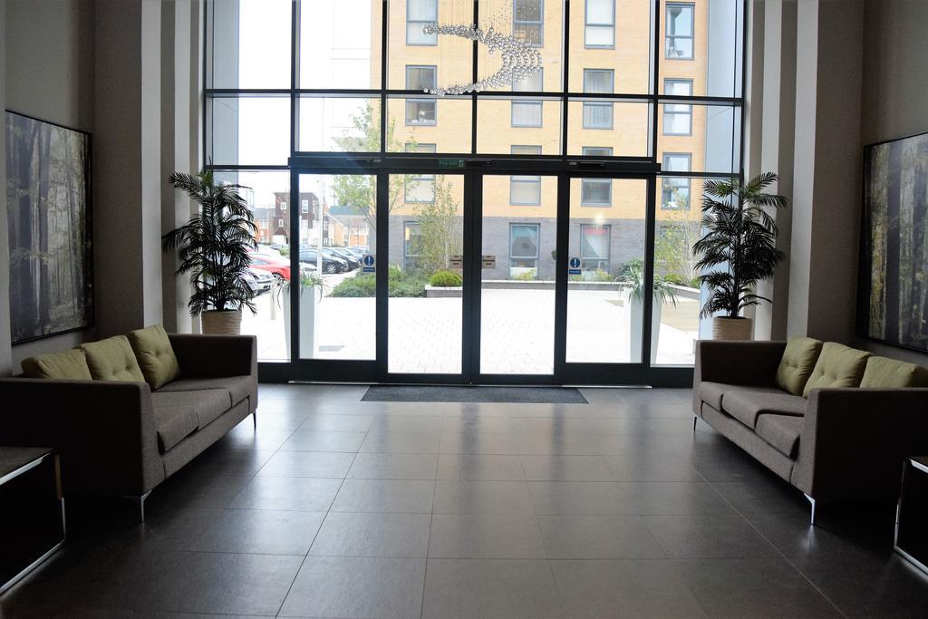 Contemporary Apartments With Secure Parking Reading Kültér fotó